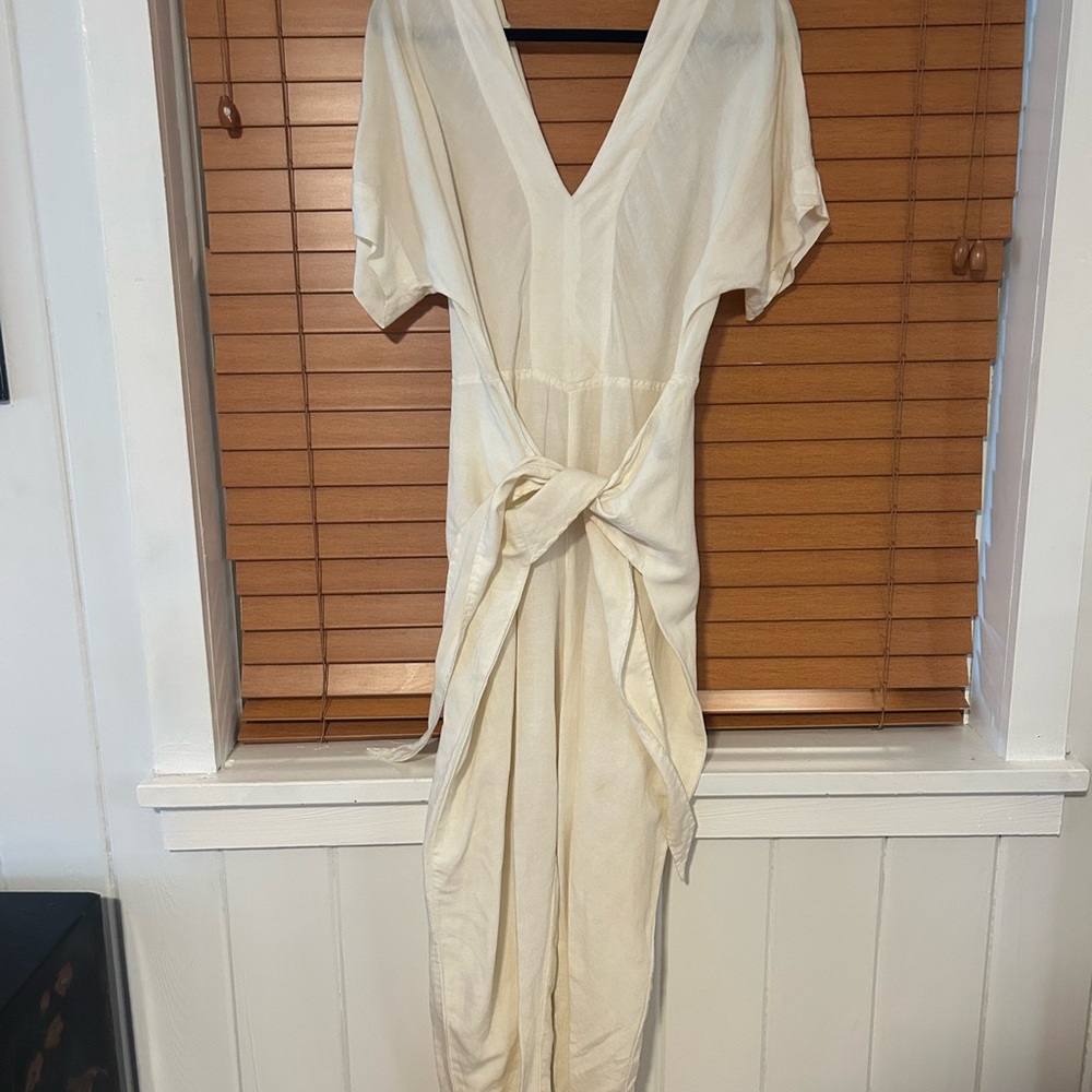 FP Linen - Elegant Cream Tie-Front Jumpsuit